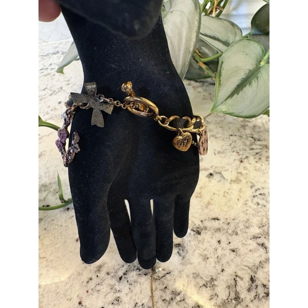 Betsey Johnson Vintage Lady Luck Cow Head Skull Horseshoe‎ Earrings & bracelet